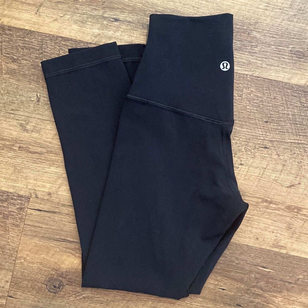 Lululemon black leggings size 0